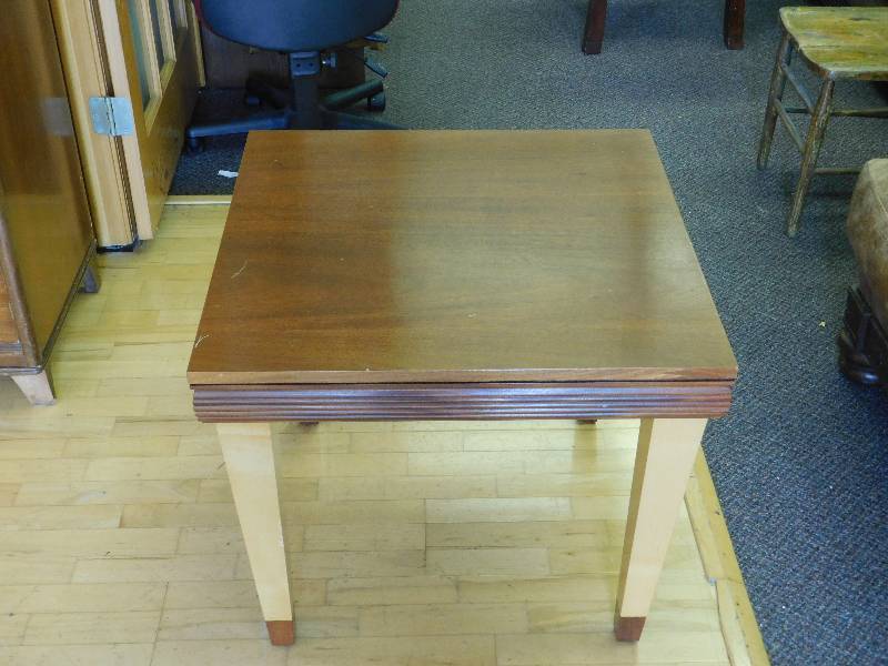 lot 9045 image: 23 T x 27 x 27 Two Tone Hardwood Table.