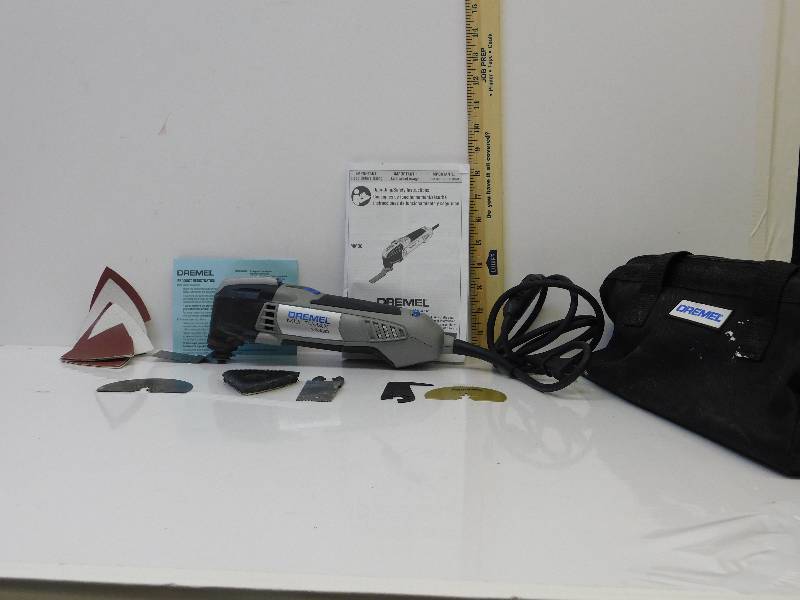 lot 9056 image: Wood Dremel  Case and Accessories