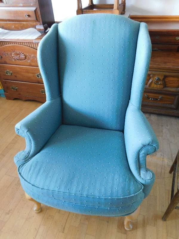 lot 9079 image: Broyhill Wingback Fabric Chair. 44 T, 32 W.