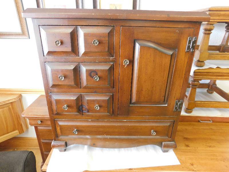 lot 9152 image: 31.5 T, 30 W, 12 D. One Inch Thick Genuine Hardwood Antique Catch all Chest.