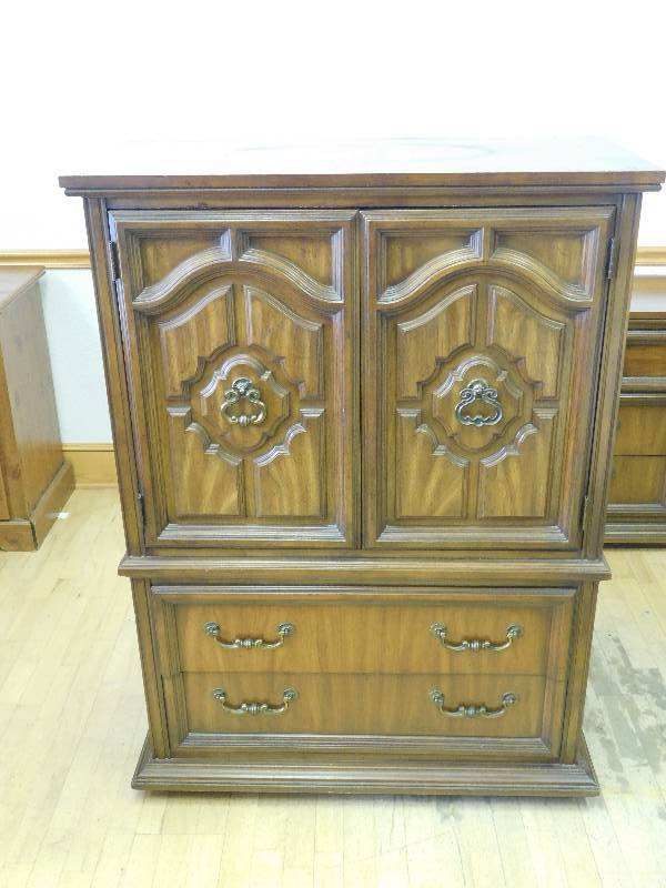 lot 9177 image: Stanley Co. 52.5 T, 38 W, 18 D. Chest of Drawers. Shutter Doors.