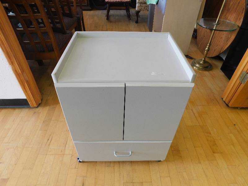 lot 9193 image: 30.5 T, 23 W, 19 D. Rolling Wooden Storage Cube Cradenza