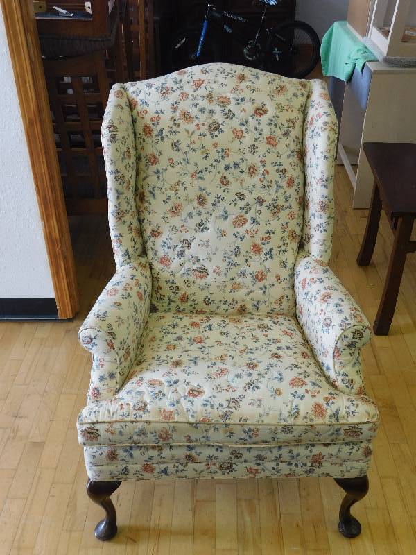 lot 9199 image: 43 Pennsylvania House Plush Wingback Chair.