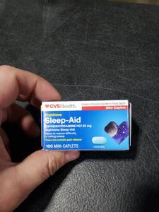 lot 2552 image: Nighttime Sleep Aid Diphenhydramine 25mg 100 Caplets