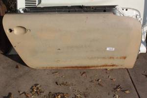 lot 2475 image: 1960s 1970s Porsche 911 Pass Door
