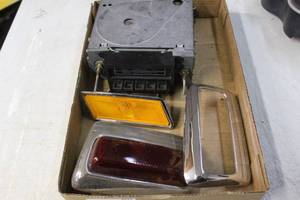 lot 2517 image: Antique Auto Parts Lot