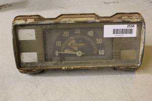 lot 2534 image: 1940-1947 Ford Truck Speedometer