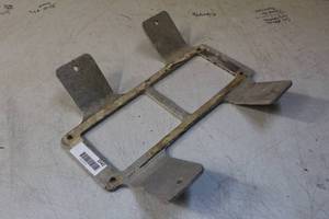 lot 2542 image: Blower Supercharger Restraint Plate