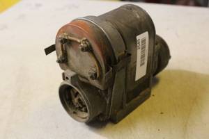 lot 2545 image: Antique Bosch AT4 Magneto