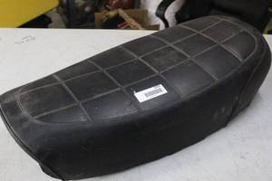 lot 2555 image: Vintage Motorcycle Seat Kawasaki