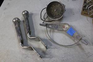lot 2563 image: Antique Car Parts Lot