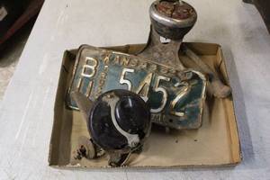 lot 2578 image: Antique Car Parts Lot