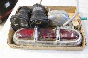 lot 2618 image: Antique Car Parts Lot Aircraft Gauges