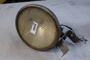 lot 2628 image: Antique 1920s 1930s Car Headlight 6