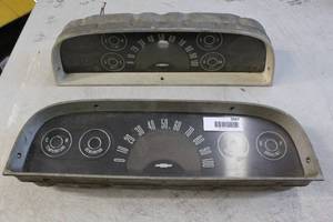 lot 2647 image: 1960s Chevrolet Truck Dash Clusters 2