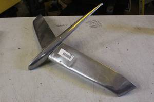lot 2654 image: Antique Hood Ornament