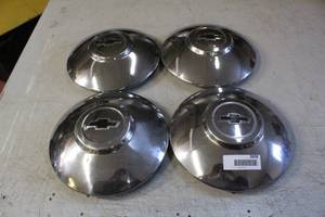 lot 2658 image: Vintage Chevrolet Hubcaps