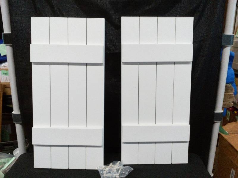 lot 17 image: Ply Gem White Closed Board & Batten Shutters