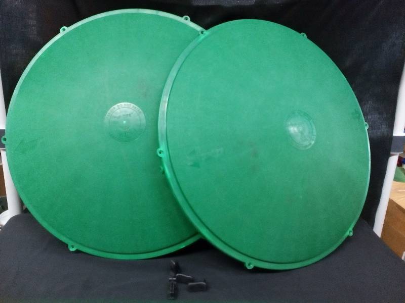 lot 60 image: Tuff-TIke Universal Septic Tank Lids