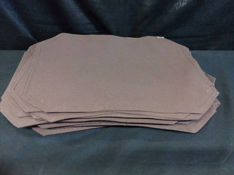 lot 70 image: Heavy Duty Cotton Table Placemats