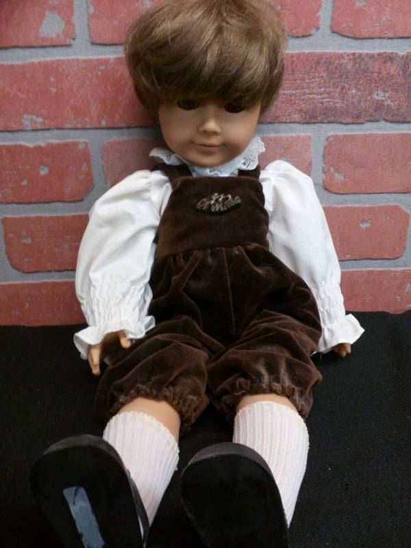 lot 96 image: Gotz Bavarian Boy Doll Made In West Germany 19Tall