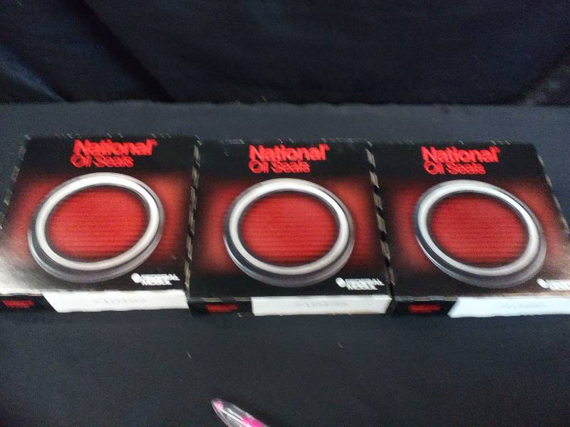 lot 111 image: National Oil Seals - Federal Mogul