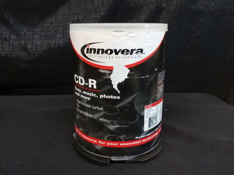 lot 153 image: Innovera Storage Media CD-R Spindle 80 Min700MB