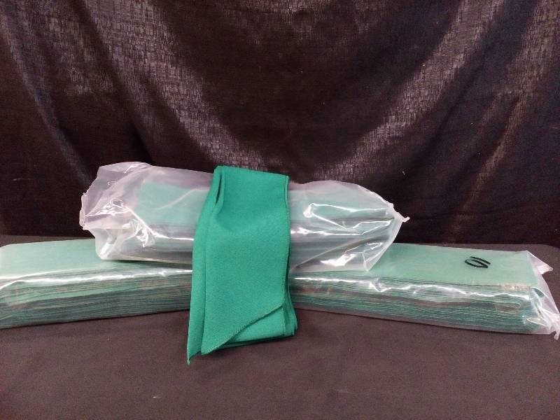 lot 158 image: Polyester Chair Ribbon Bows For BanquetsParties