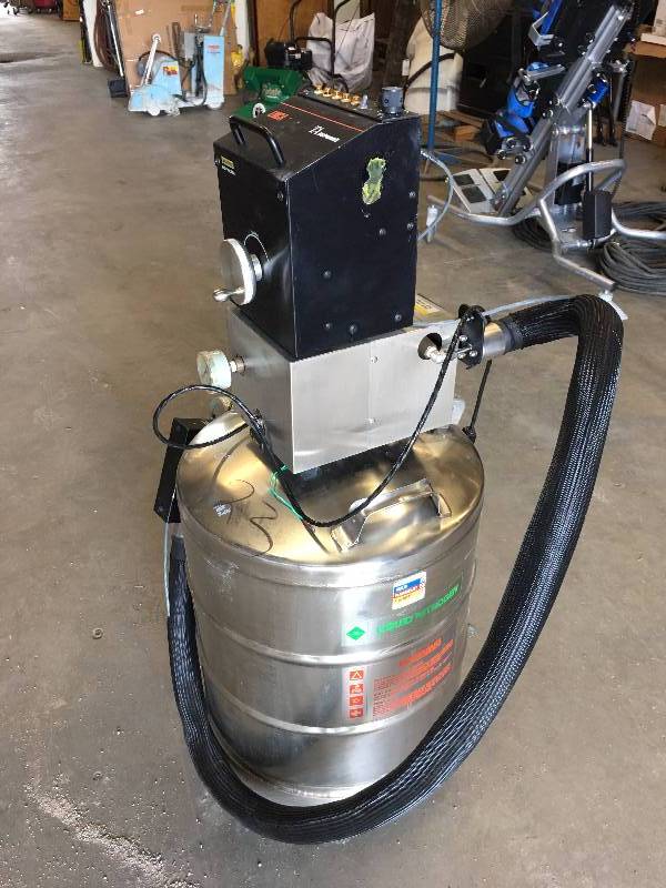 lot 74 image: TA INSTRUMENTS LIQUID NITROGEN TANK