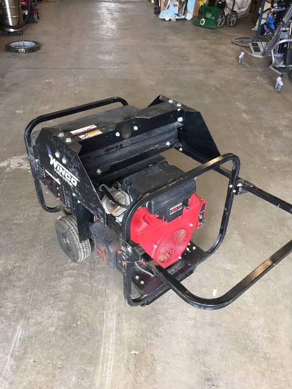 lot 75 image: WINCO GENERATOR 10800 WATTS