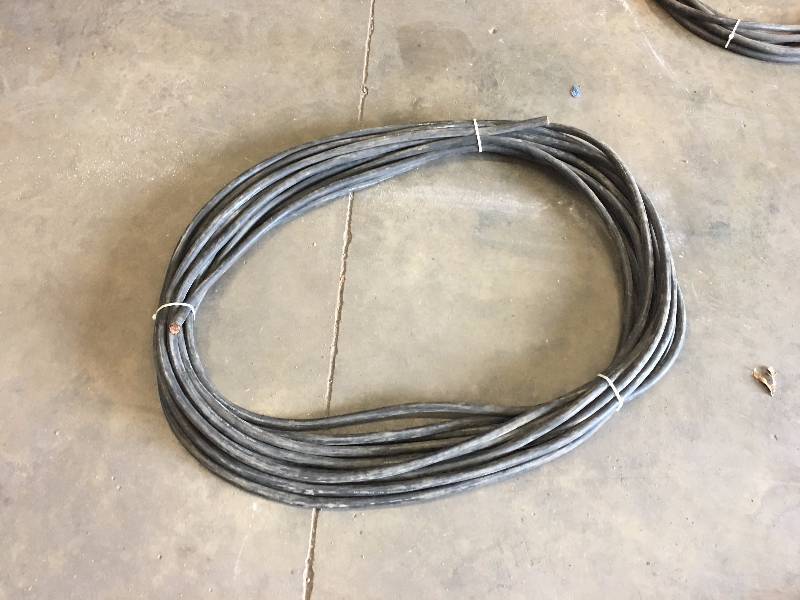 lot 119 image: WELDING LEAD