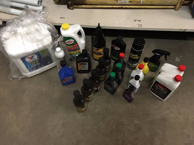 lot 126 image: AUTOMOTIVE CHEMICAL LOT