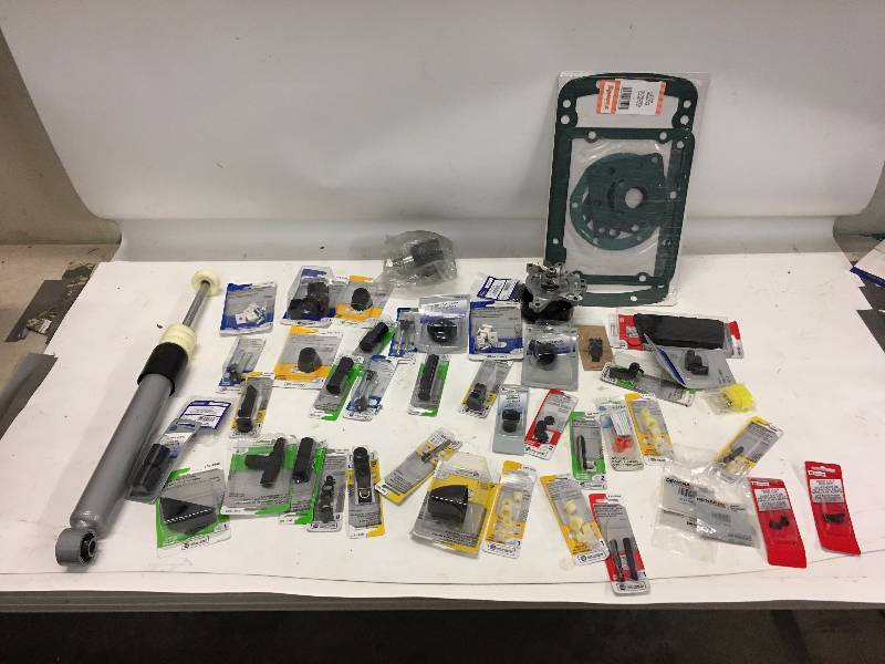 lot 129 image: AUTOMOTIVE HARDWARE LOT
