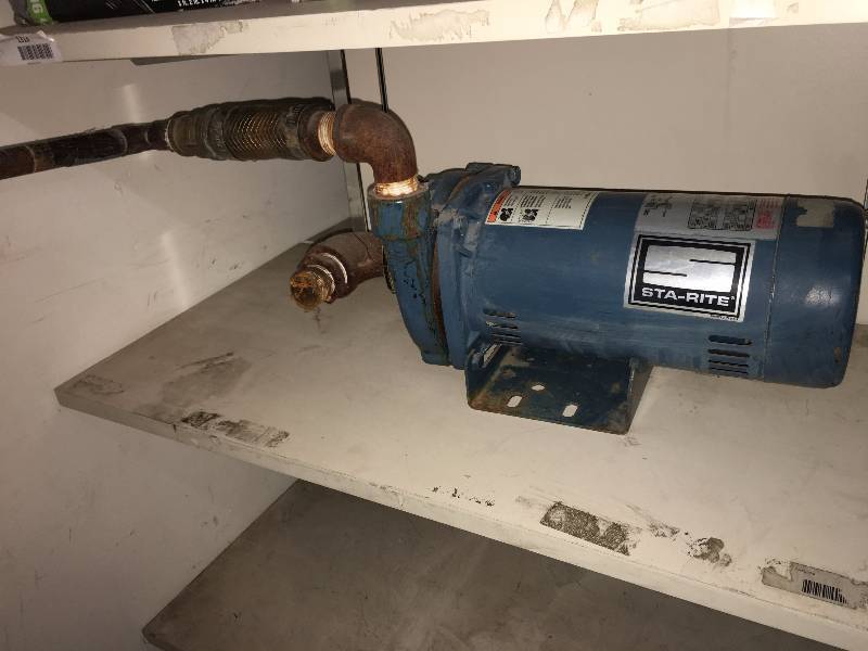 lot 132 image: STAIR-RITE PUMP