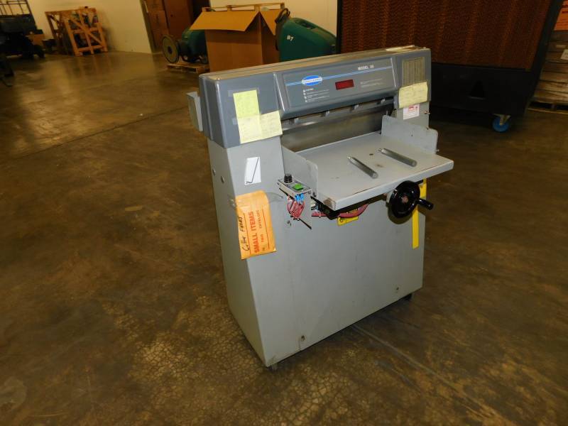 lot 3428-1 image: Challenge Paper Shear Machine Model 20