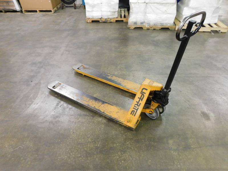 lot 3434 image: Lift Rite Pallet Jack Appears In Working Condition