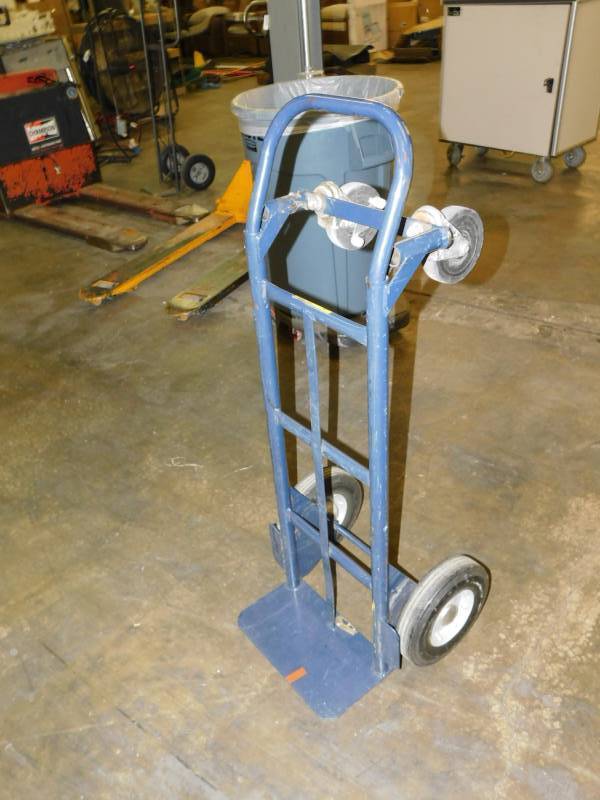 lot 3440 image: Milwaukee Hand Truck  Cart