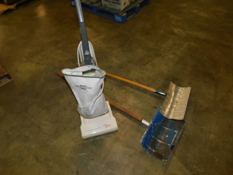 lot 3468 image: Hoover Vacumm and Snow Shovels