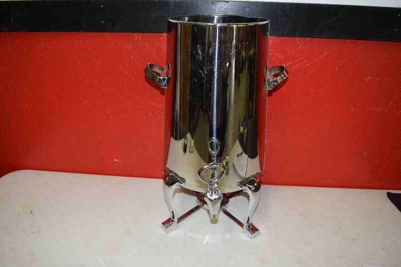 lot 29 image: DW Haber and Son Coffee Urn