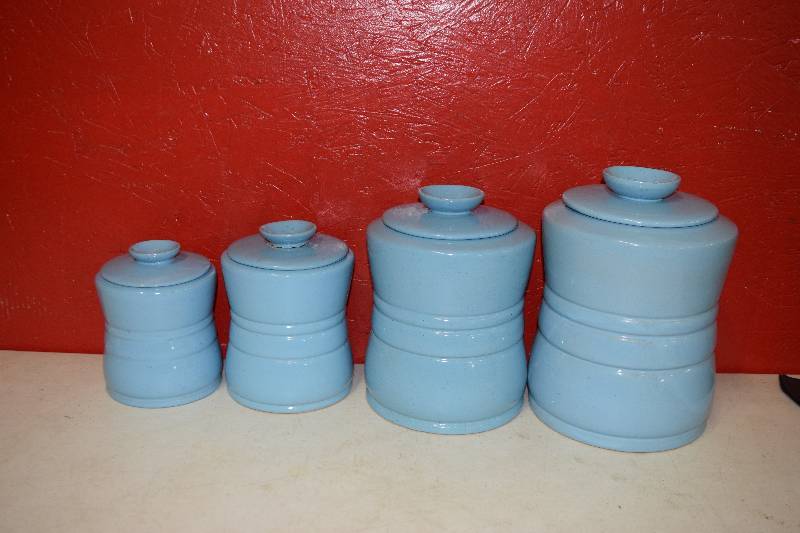 lot 42 image: Frankoma Pottery 4 Piece Plainsmen Canister Set