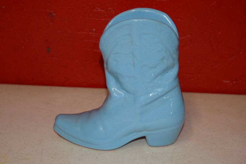 lot 55 image: Frankoma Boot