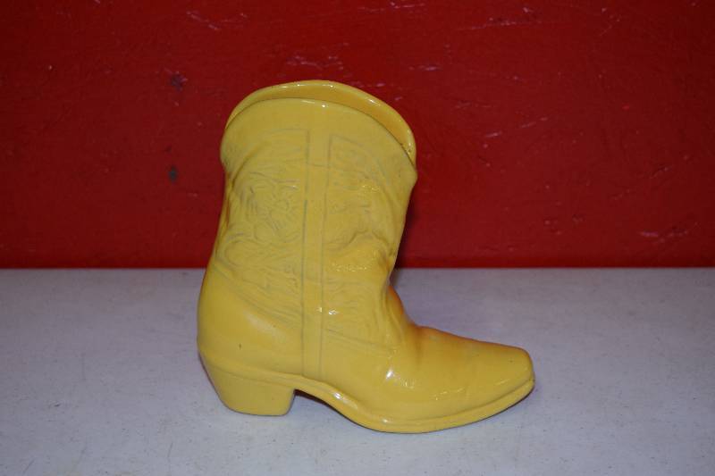 lot 56 image: Frankoma Boot