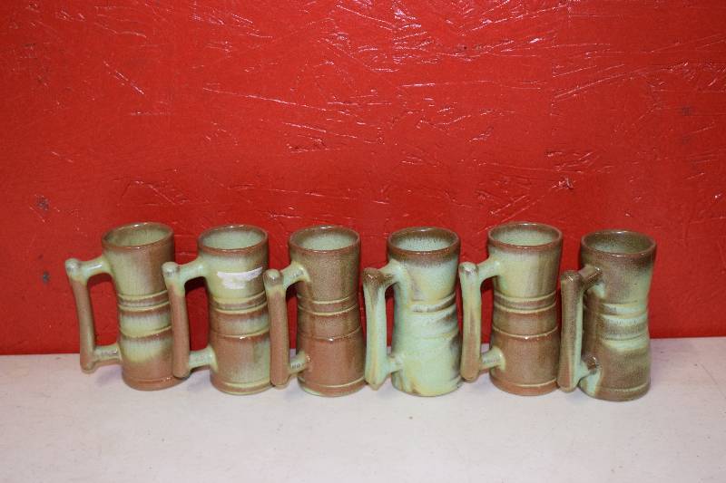 lot 75 image: 6 Frankoma Plainsmen Juice Cups
