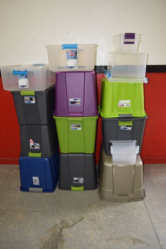 lot 115 image: 18 Storage Totes