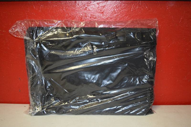 lot 180 image: Golden Pacific Tribeca Garment Bag