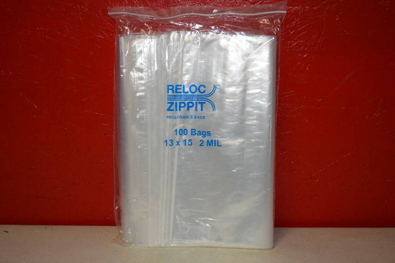 lot 199 image: 100 Reloc Zippit Reclosable Ziplock Type Bags
