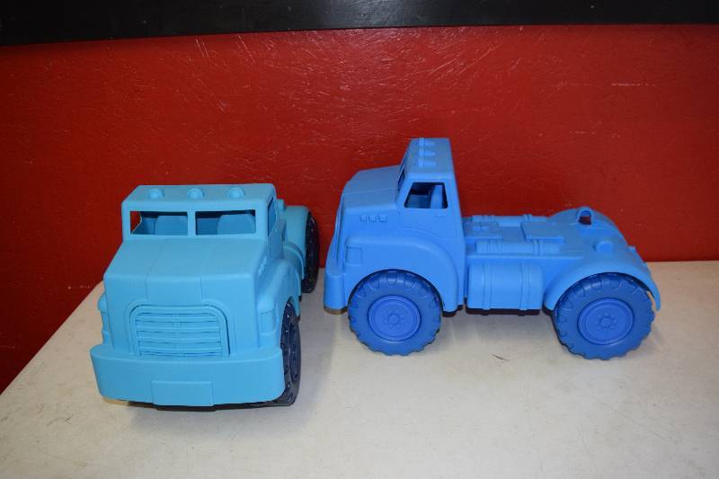 lot 274 image: Pair Circo Large Plastic Toy Trucks