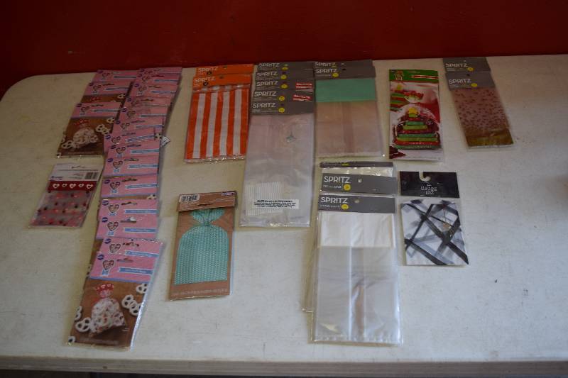 lot 302 image: Treat Bags