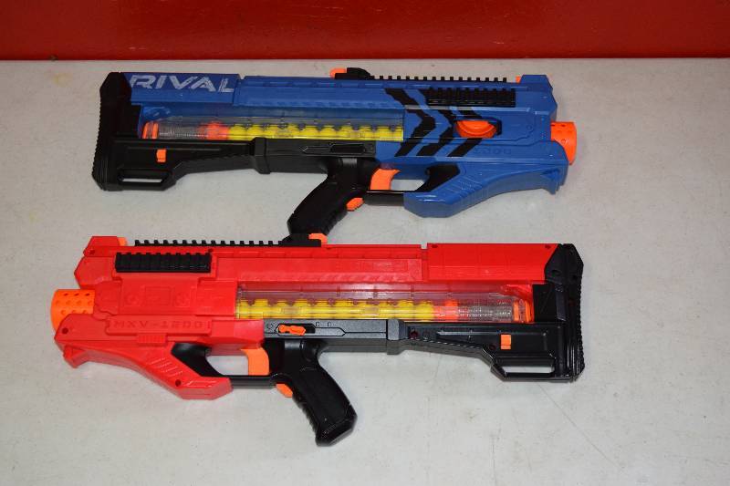 lot 336 image: Pair Nerf Rivals Guns