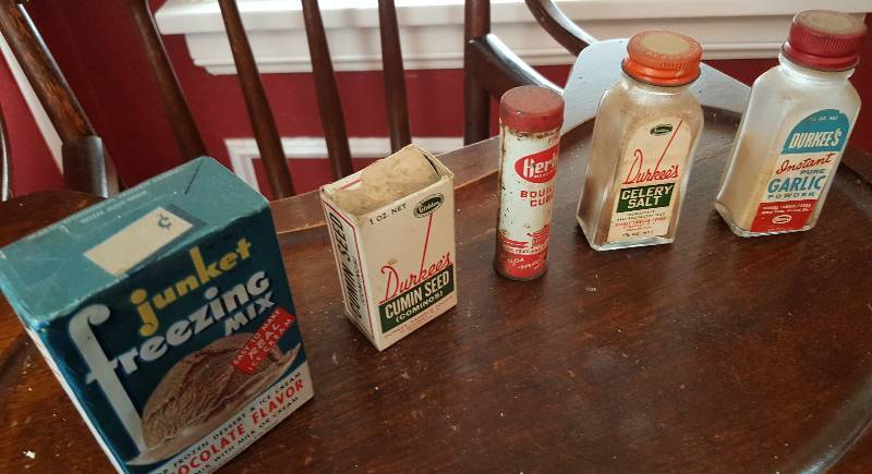 lot 6623 image: Assorted sizes and brands on these 5 different tins, bottles, and boxes of seasoning containers